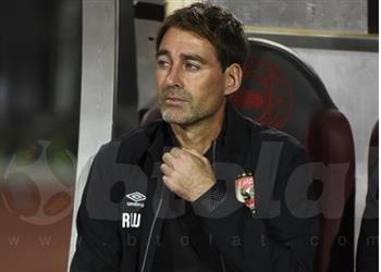 فايلر ي حاضر لاعبي الأهلي بالفيديو قبل مواجهة المقاصة بالدوري