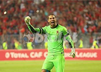 طبيب الأهلي ي حدد البرنامج التأهيلي لـ الشحات وأجاي واختبار طبي لـ إكرامي الخميس