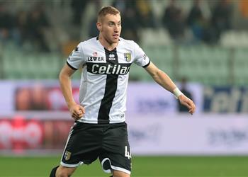 تقارير يوفنتوس يحسم صفقة كولوسيفسكي والكشف الطبي غد ا