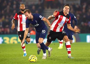 مورينيو يعلق على إصابة هاري كين ويصف مباراة ساوثهامبتون بالغريبة