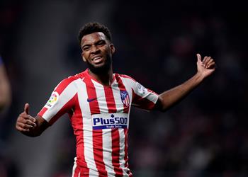 إصابة توماس ليمار ت هدد خطة آرسنال بضمه في ميركاتو الشتاء