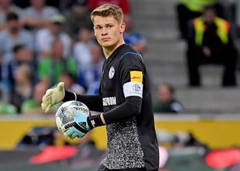 بعد إعلان انتقاله إلى بايرن ميونخ شالكه يسحب شارة القيادة من ألكسندر نوبل