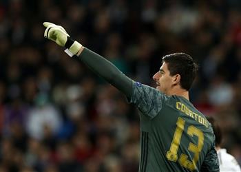 كارفاخال ينهال بالمديح على كورتوا بعد تألقه في مباراة ريال مدريد وخيتافي