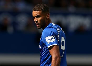 م هاجم إيفرتون متجاهل ا مانشستر يونايتد اللعب مع أنشيلوتي شرف وهدفنا إيقاف سلسلة اللا هزيمة لليفربول