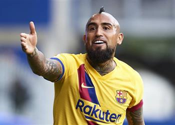 فيديو سواريز يصنع وفيدال يسجل هدف تقدم برشلونة أمام إسبانيول