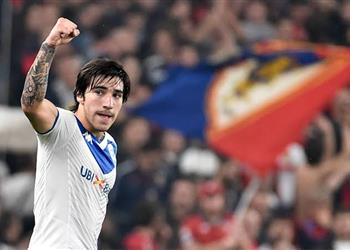 أتليتكو مدريد يدخل الصراع على ضم تونالي في يناير