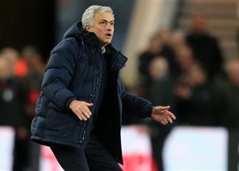 مورينيو ينتقد كرة كأس الاتحاد بعد التعادل مع ميدلزبره شاطئية