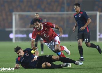 صورة طبيب الأهلي يكشف طبيعة إصابة مروان محسن