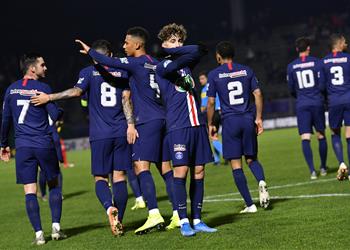 فيديو كافاني وسارابيا يقودان باريس سان جيرمان لاكتساح مونتليري بسداسية في كأس فرنسا