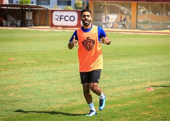 مران الأهلي تدريبات قوية للاعبين الغائبين عن رحلة زيمبابوي والشحات يواصل التأهيل