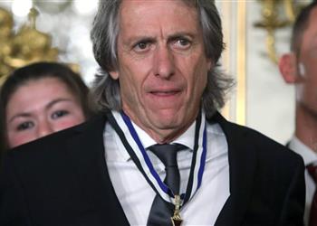 بسبب انتقاده لانتقال كارفاليو لـ ريال مدريد رئيس فلامنجو يرد على مدرب الفريق ليس من شأنك