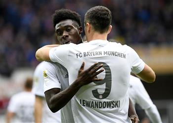 ألفونسو ديفيز يكسر تفو ق روبيرت ليفاندوفسكي في بايرن ميونخ
