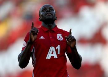 رغم اعترافه عبر بطولات بالتواصل مع الأهلي مهاجم سسكا صوفيا لا أريد الرحيل