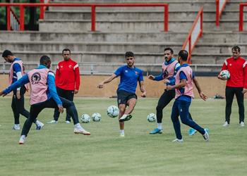 مران الأهلي فايلر يخصص فقرة للتصويب وتأهيل إكرامي استعداد ا لمباراة بلاتينيوم