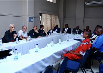 الأهلي بزيه التقليدي أمام بلاتينيوم في دوري أبطال إفريقيا