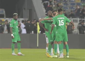 بالفيديو شبيبة القبائل يتعادل مع الرجاء في دوري أبطال إفريقيا والأمن يحمي حكم المباراة