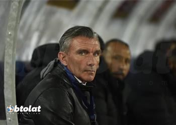 كارتيرون يوضح سبب تغيير أوباما في مباراة الزمالك وزيسكو ويهنئ ثنائي الفريق