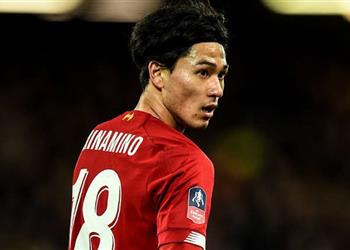 مينامينو ليفربول الأفضل في الكوكب وكلوب طلب مني اللعب بهذه الطريقة