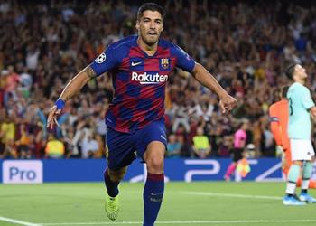 صحفي كتالوني يكشف مدة غياب سواريز الصادمة عن برشلونة