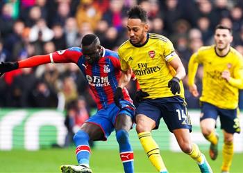 مباراة شهدت طرد أوباميانج آرسنال يسقط في فخ التعادل مع كريستال بالاس بالدوري الإنجليزي
