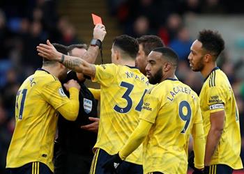 مدرب كريستال بالاس أوباميانج لم يتعمد إصابة ماكس ماير ولكنه يستحق الطرد