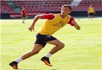 أخبار الميركاتو رسميا لاعب برشلونة يغادر الفريق وينتقل لجيرونا الإسباني