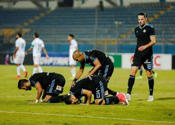 فيديو بيراميدز يعبر المصري بثنائية ويتأهل إلى ربع نهائي الكونفدرالية