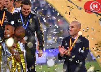 صائد البطولات زيدان لا يخسر في النهائيات ويحصد اللقب العاشر مع ريال مدريد