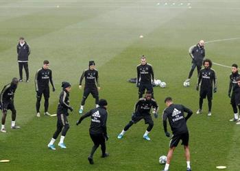 زيدان يكافئ لاعبي ريال مدريد بعد الفوز بكأس السوبر الإسباني