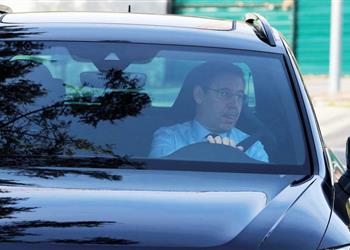 بارتوميو يصل برشلونة للاجتماع مع فالفيردي لحسم مستقبله