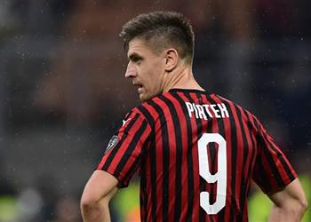 ميلان يضع شرطين للتنازل عن خدمات كريستوف بيونتيك