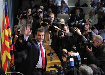 رئيس برشلونة الأسبق أتمنى التوفيق لـ سيتين وإدارة النادي تبني مشروعها على الأكاذيب