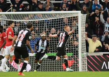 صراع بين ميلان وإنتر على قاهر مانشستر يونايتد