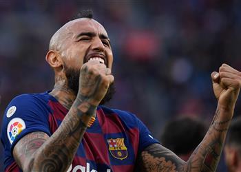 تقارير فيدال يصدم إنتر ويقرر البقاء في برشلونة