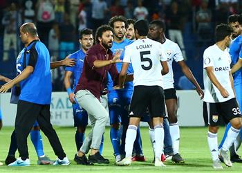 لاتهام الزمالك بإضاعة الوقت مشادة بين أمير مرتضى منصور ونادر شوقي