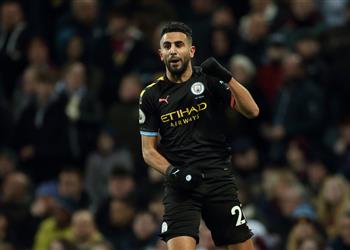 محرز يكشف السر وراء تألقه هذا الموسم وي صر ح لا يوجد لاعب يضمن مكان ا أساسي ا في مانشستر سيتي