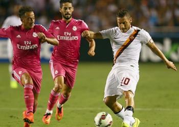 توتي لاعبو ريال مدريد وصفوني بالمجنون لرفضي الانتقال إلى الميرنجي