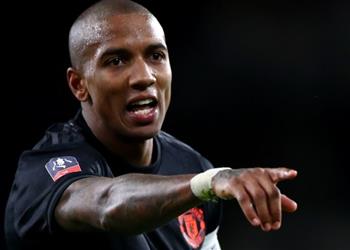 BBC مانشستر يونايتد يوافق على رحيل أشلي يونج لـ إنتر ميلان