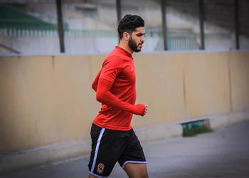 كيف تناول الإعلام المغربي مصير آزارو وعقوبات الأهلي وصفقة بادجي