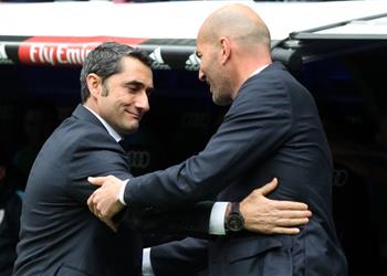 زيدان يعلق على إقالة فالفيردي ويوضح موقفه من الممر الشرفي أمام إشبيلية