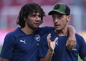 أوزيل نصحت النني بالانتقال إلى الدوري التركي وأتمنى حصوله على فرصة أخرى في آرسنال