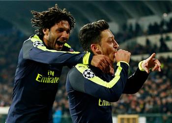 وكيل محمد النني لـ بطولات أوزيل لاعب نادر ويعلم قدرات موكلي جيد ا