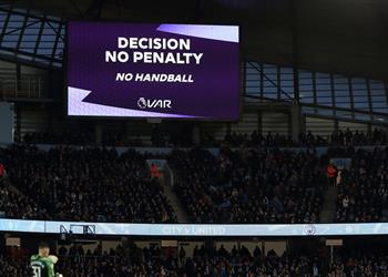 رابطة الدوري الإنجليزي لهذا السبب ألغى الفار ركلة جزاء مانشستر سيتي أمام كريستال بالاس