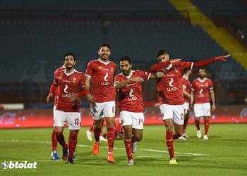 بالفيديو حسين الشحات يتقدم لـ الأهلي بالهدف الأول أمام المقاولون العرب