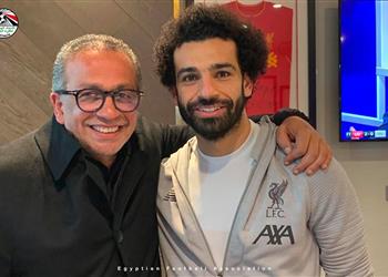 الجنايني يجتمع مع محمد صلاح بعد هدفه في مانشستر يونايتد وهذا ما دار بينهما