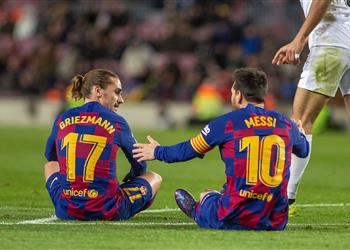شوستر ميسي وجريزمان يرفضان تعويض سواريز وبرشلونة يحتاج لمهاجم جديد