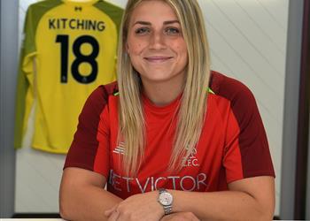 حارسة ليفربول تتعرض لإصابة مروعة في الوجه أسوأ إصاباتي