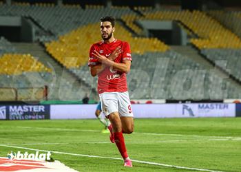 بطولات يكشف تفاصيل انتقال وليد أزارو إلي الاتفاق السعودي