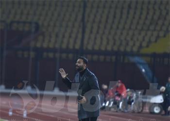 بطولات يكشف مصر المقاصة يفاضل بين مدرب الأهلي السابق وحسام حسن لخلافة ميدو