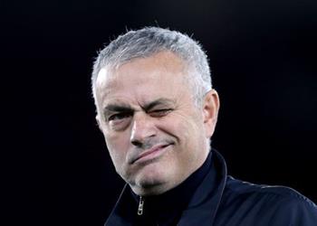 مورينيو يسخر من اهتمام مانشستر يونايتد بضم برونو فرنانديز